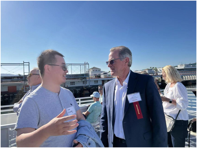Photo 1: Eric Caris (right), official from Los Angeles Port spoke to Joe Wang (left), vice president of Chinese Logistics Association of Los Angeles